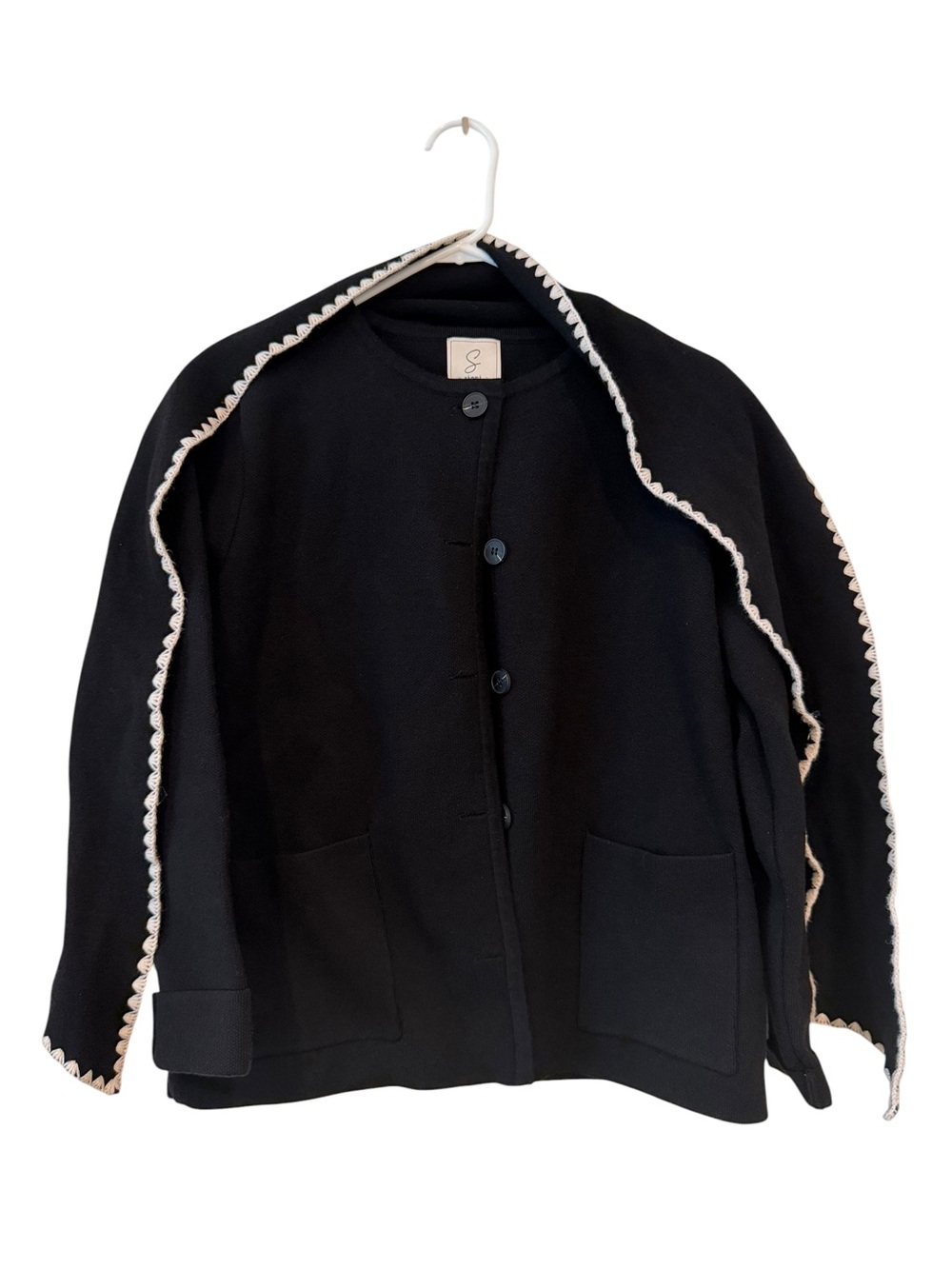 Sioni Black Cardigan with Cream Scalloped Trim